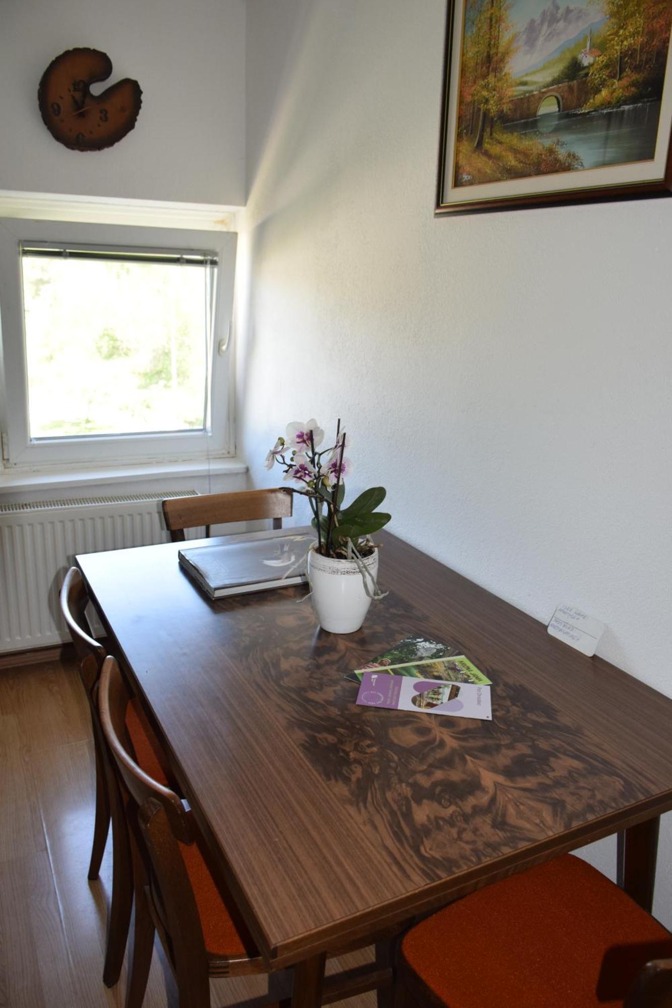 Apartma Narava Begunje pri Cerknici ห้อง รูปภาพ